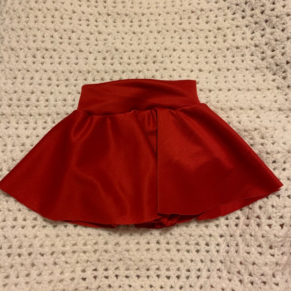 Skirted bummies w/matching bow for 2 of them - Picture 2 of 4